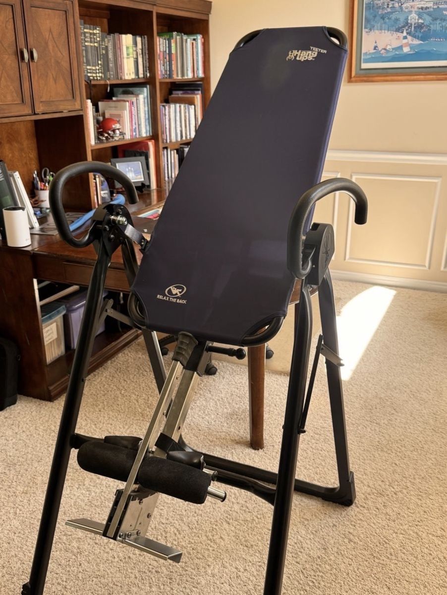 Teeter Hang Ups EP-560 Inversion Table - Relax The Back
