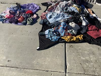 $1 clothing