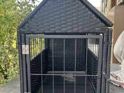 Iconic Pet Rattan/Wicker Pet Crate & Kennel (Indoor/Outdoor)