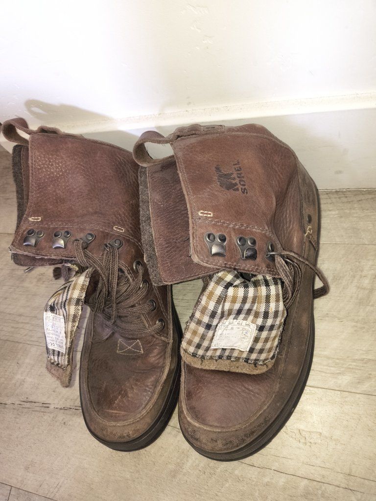 Sorel Men's Brown Leather Insulated Winter Boots - Size 10