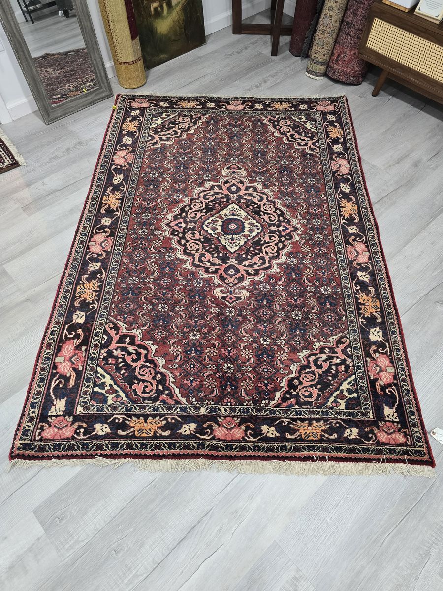 Persian Bakhtiari Area Rug, Size 6'6" x 4'5"