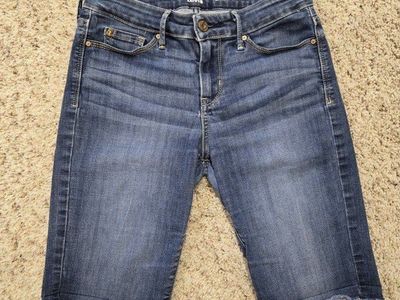 Denizen from Levi's Modern Skinny Denim Shorts Size 26