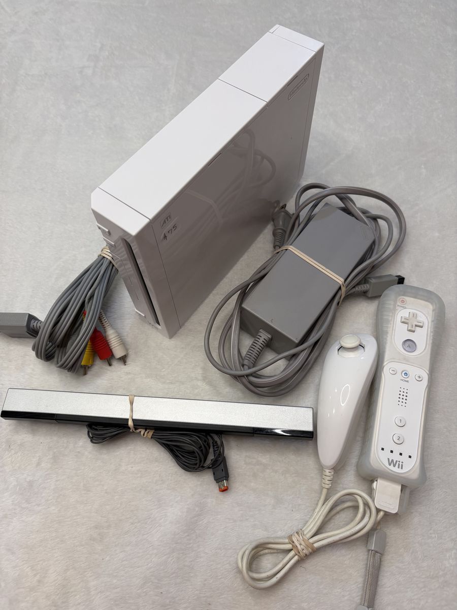 White Wii Console