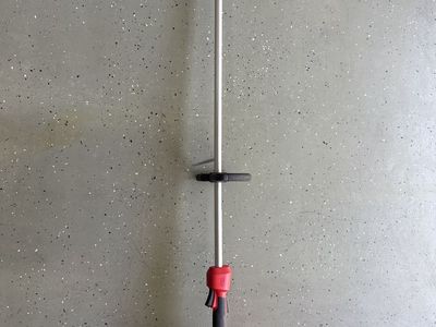 Milwaukee string trimmer very good condition.