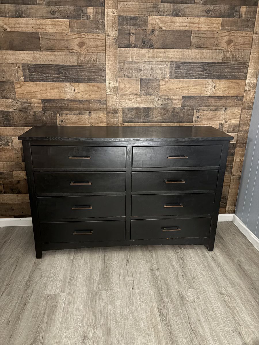Black 8-Drawer Double Dresser
