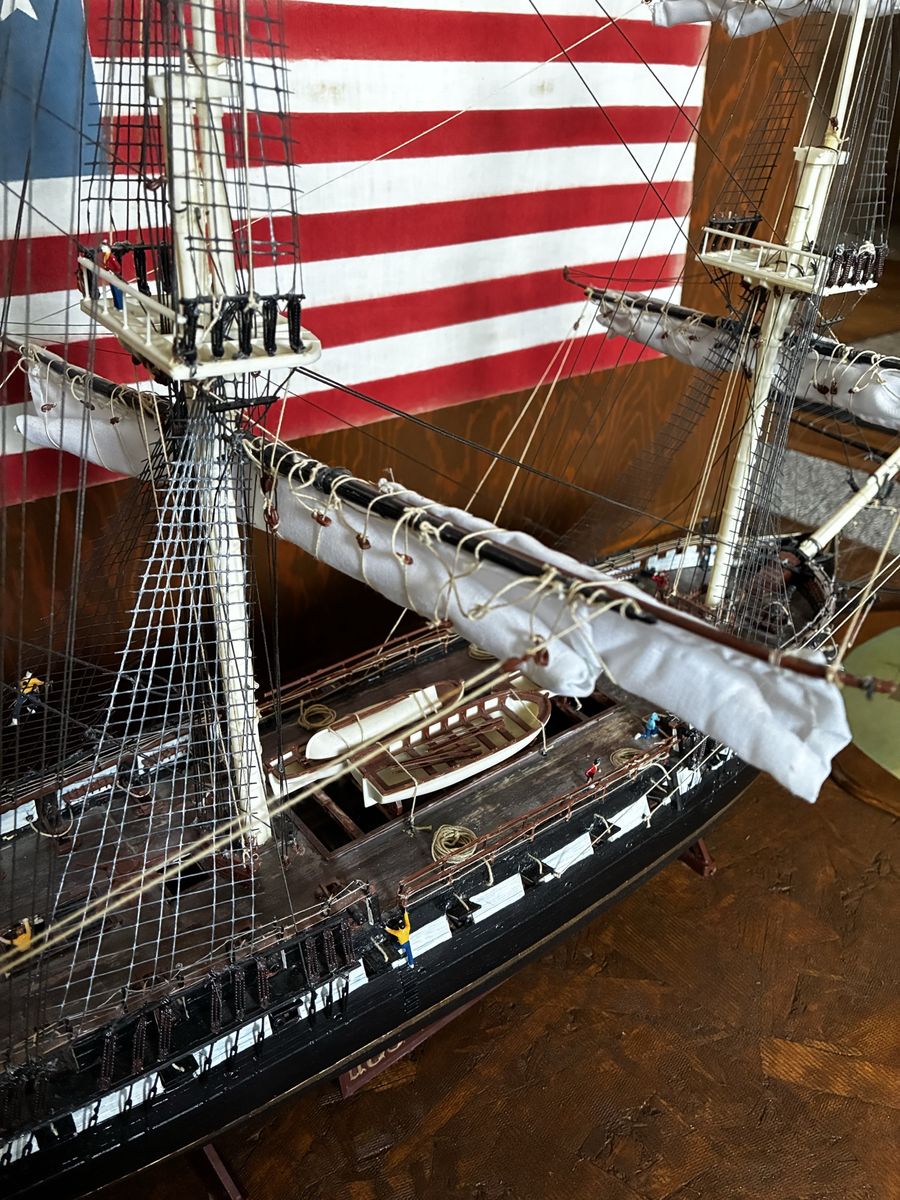 Main image 5