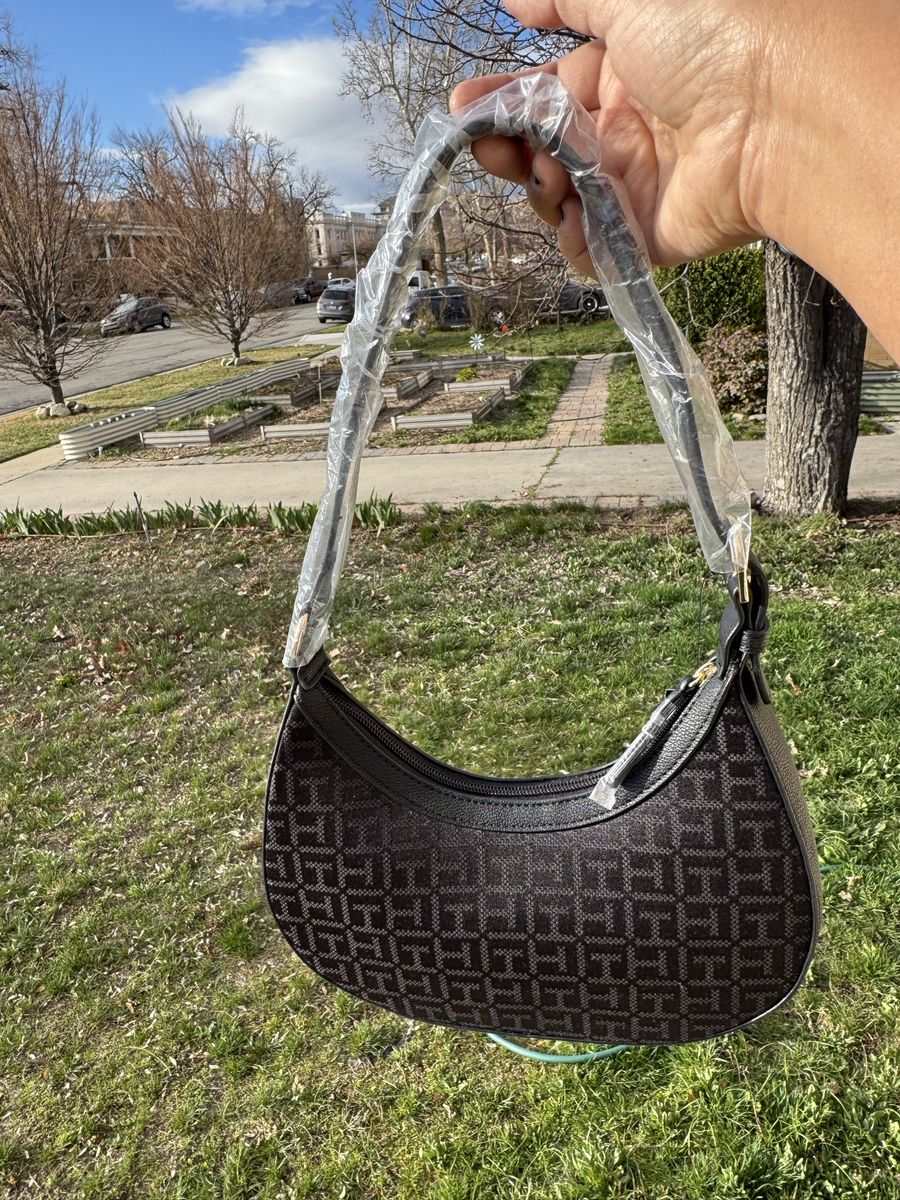 New Tommy Hilfiger Small Shoulder Bags for Women