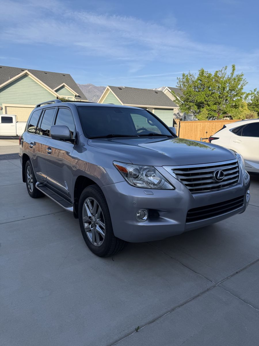 2009 Lexus LX 570
