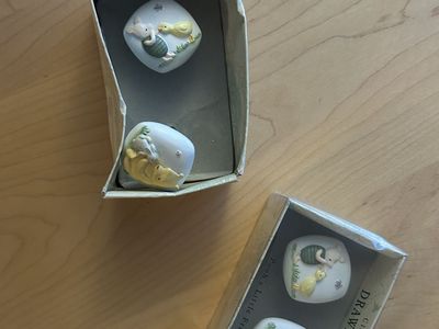 Vintage Winnie the Pooh drawer knobs
