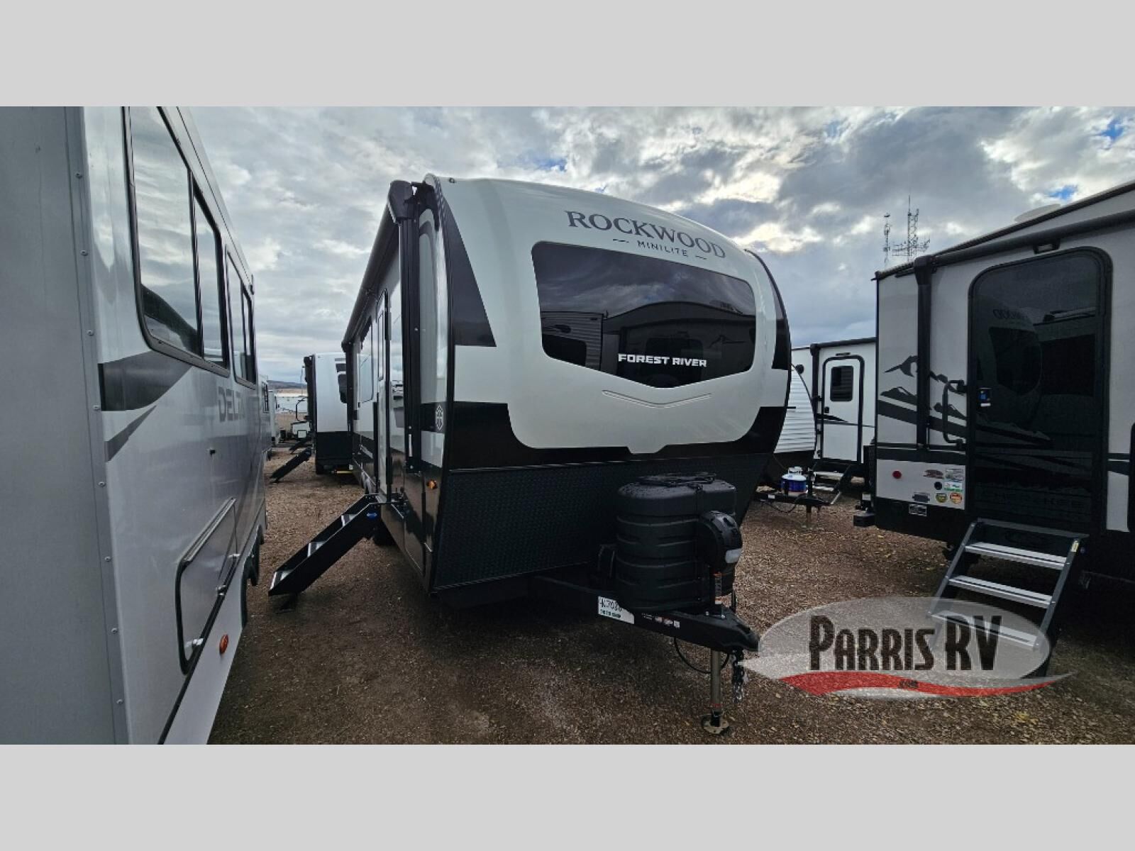 New 2026 Forest River RV Rockwood Mini Lite 2522FB