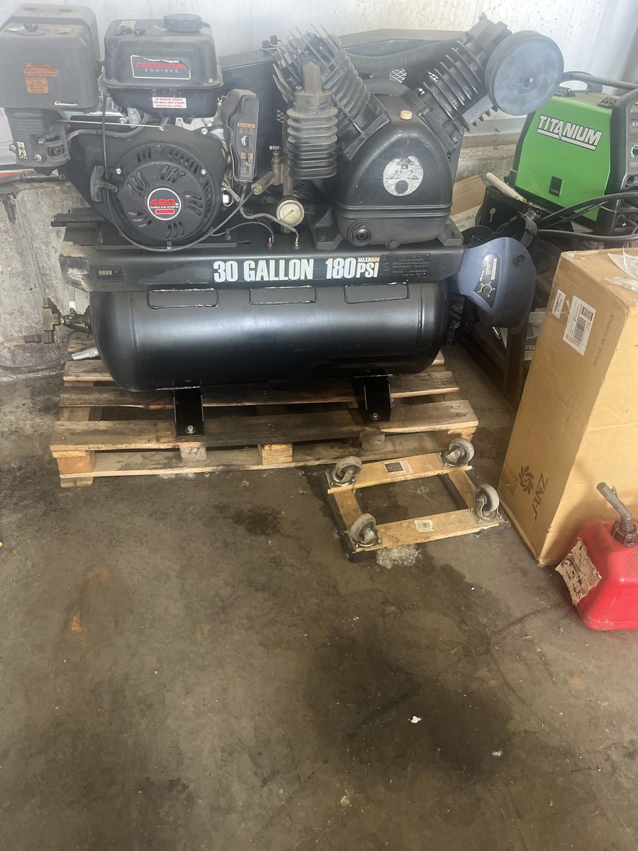 Gas powered air compressor