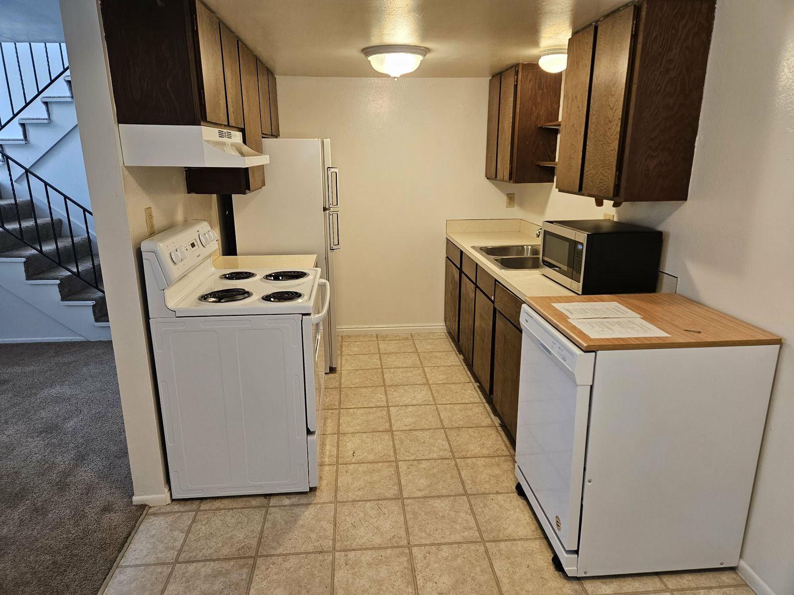 Main image 18