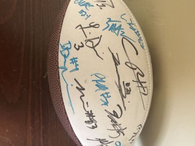 Utah Utes full team signed football