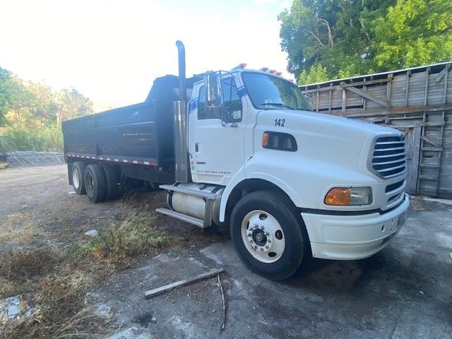 2009 Dump Truck