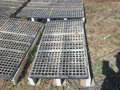 Chicken coop floor