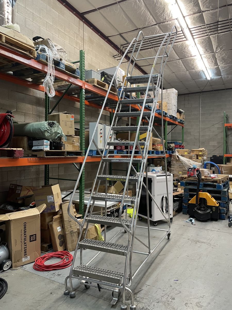 12 Step Aluminum Rolling Warehouse Ladder