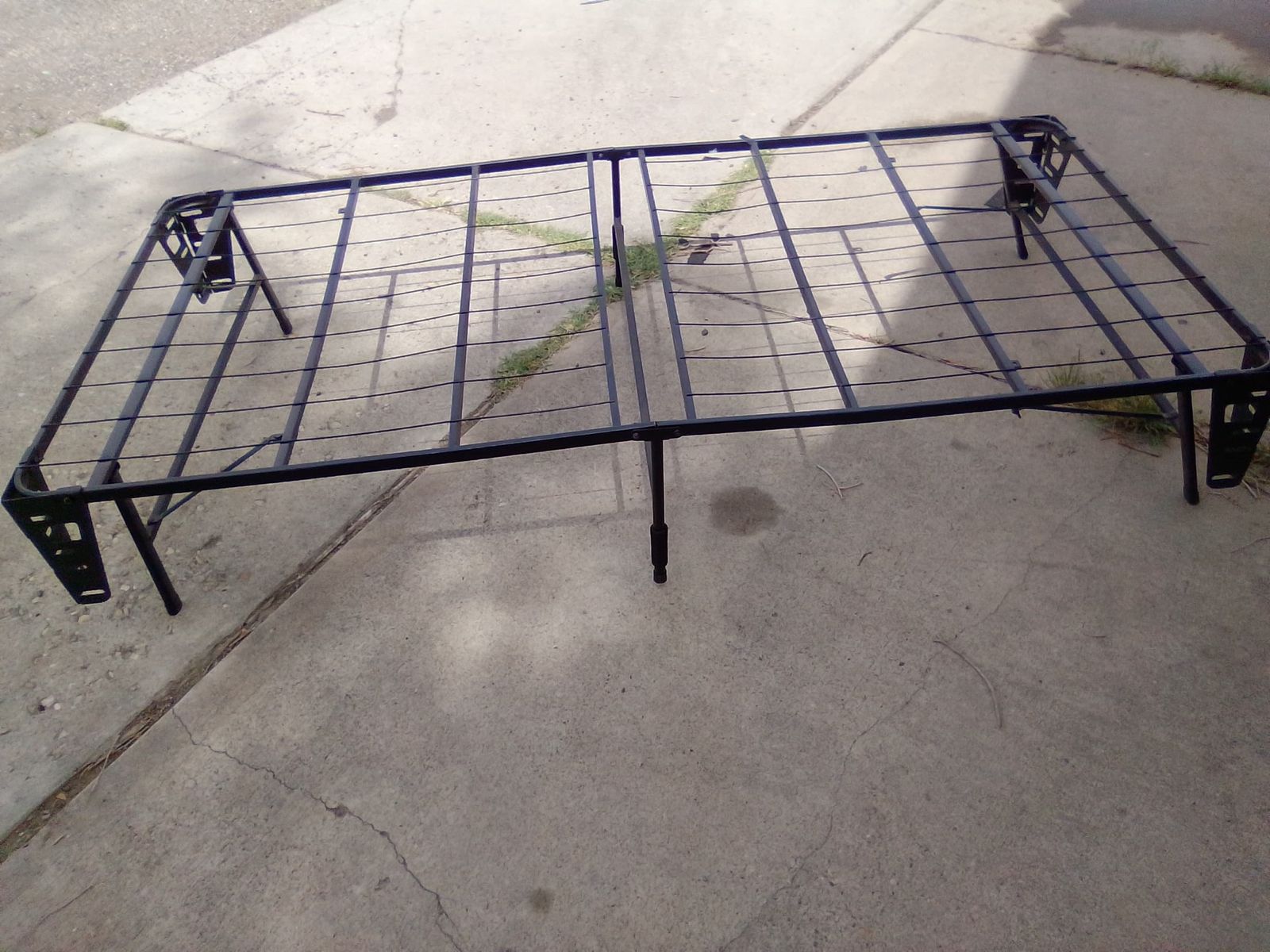 Twin frame