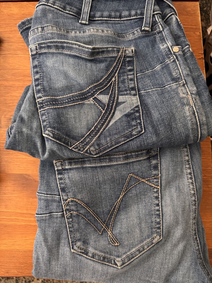 2 pairs of Women’s ariat jeans