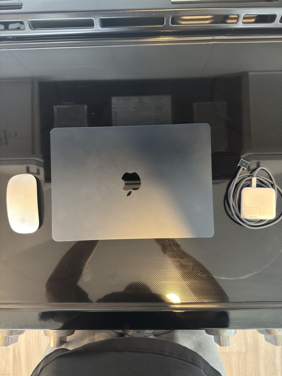 Macbook Air M4 w/ Magic mouse