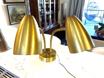 Fab Vintage Mid Century Modern double gooseneck lamp. Amazing condition MCM