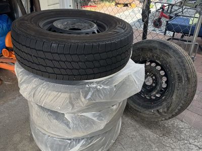 Kumho Crugen HT51 LT245/75 R16