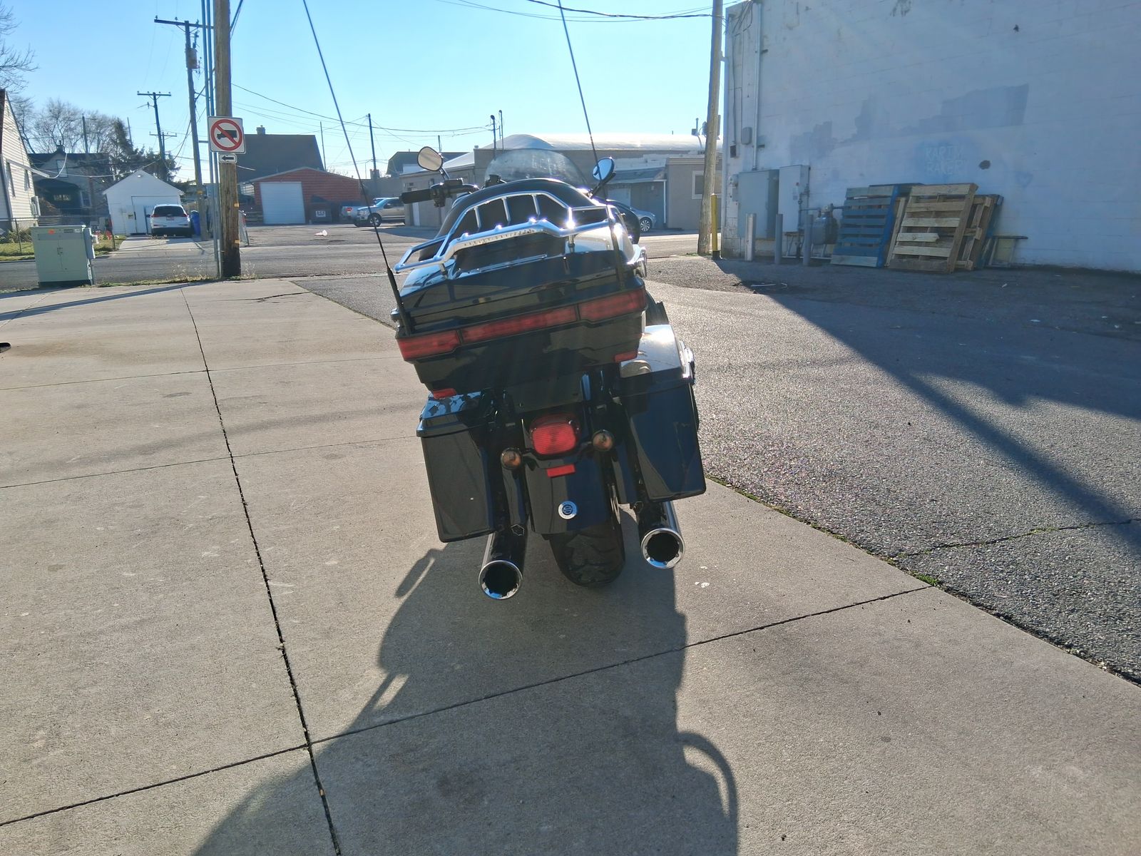 Main image 5