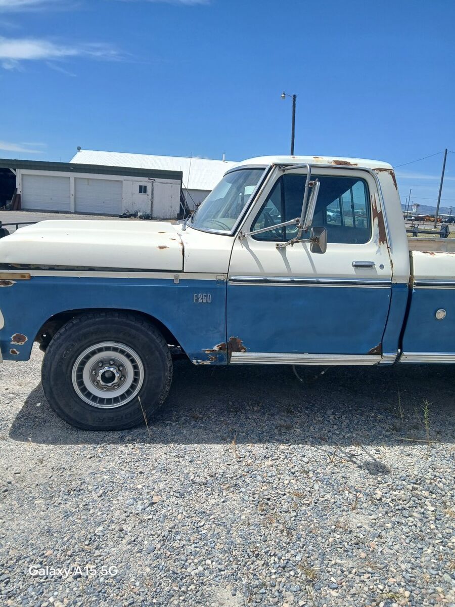 1975 Ford camper special f250