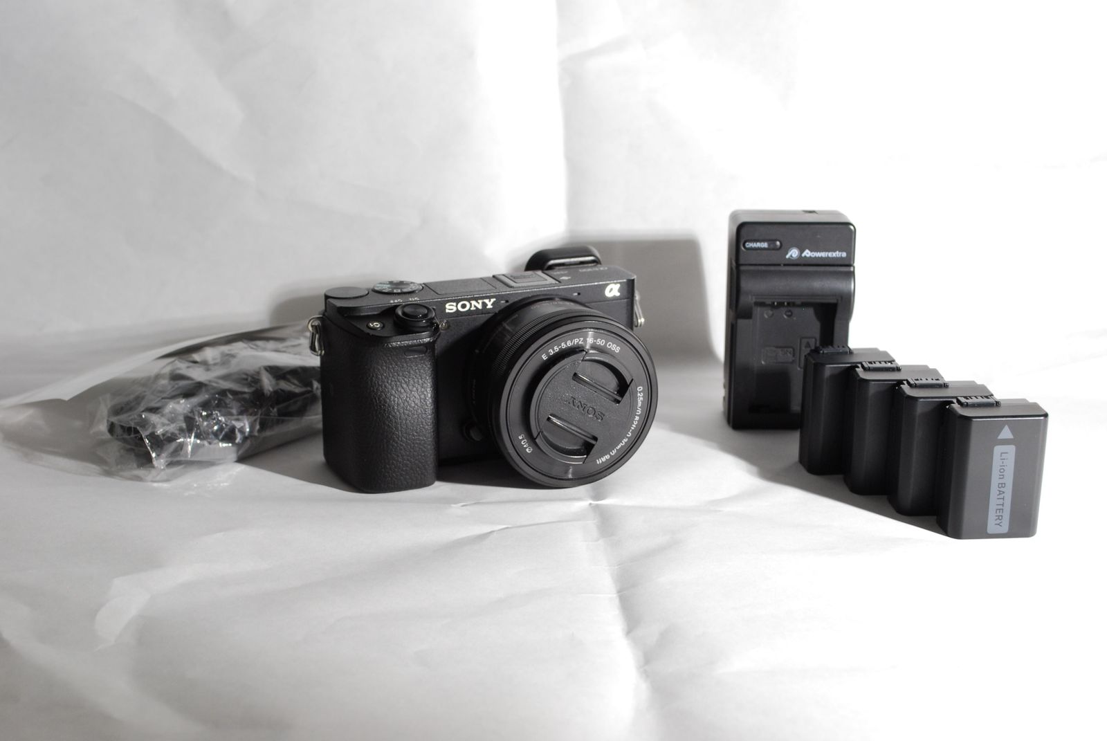 Low Shutter Count Sony a6300+16-50mm Kit lens+Accessories