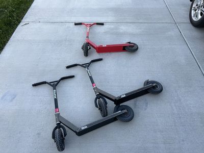3 Razor Scooters