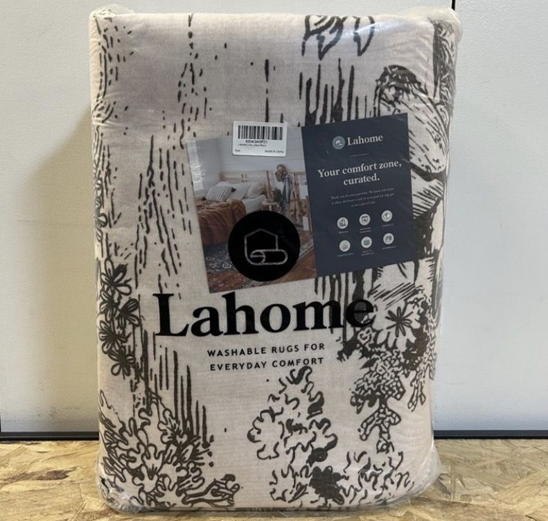 Lahome Rug