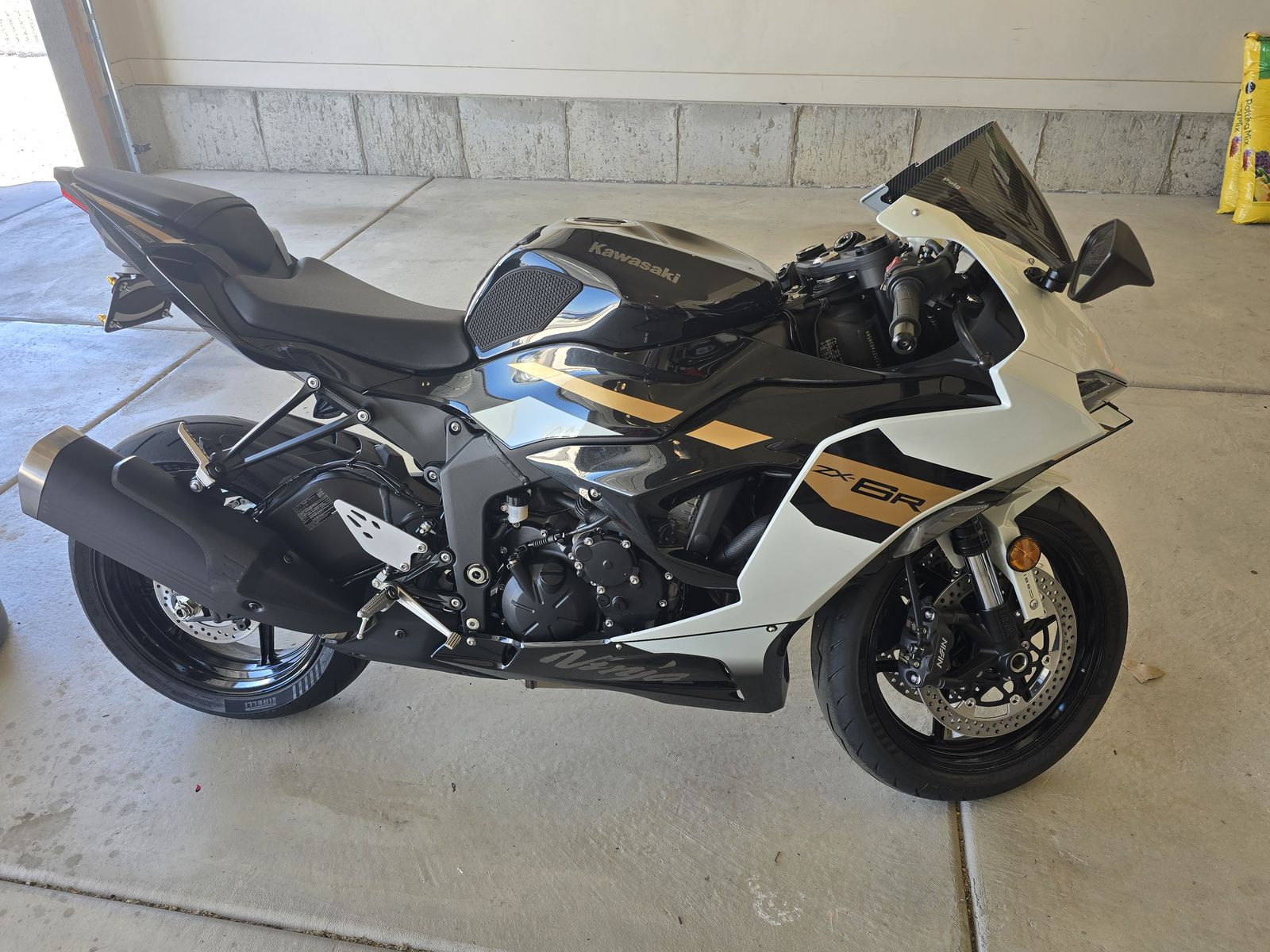 2026 Ninja zx6r