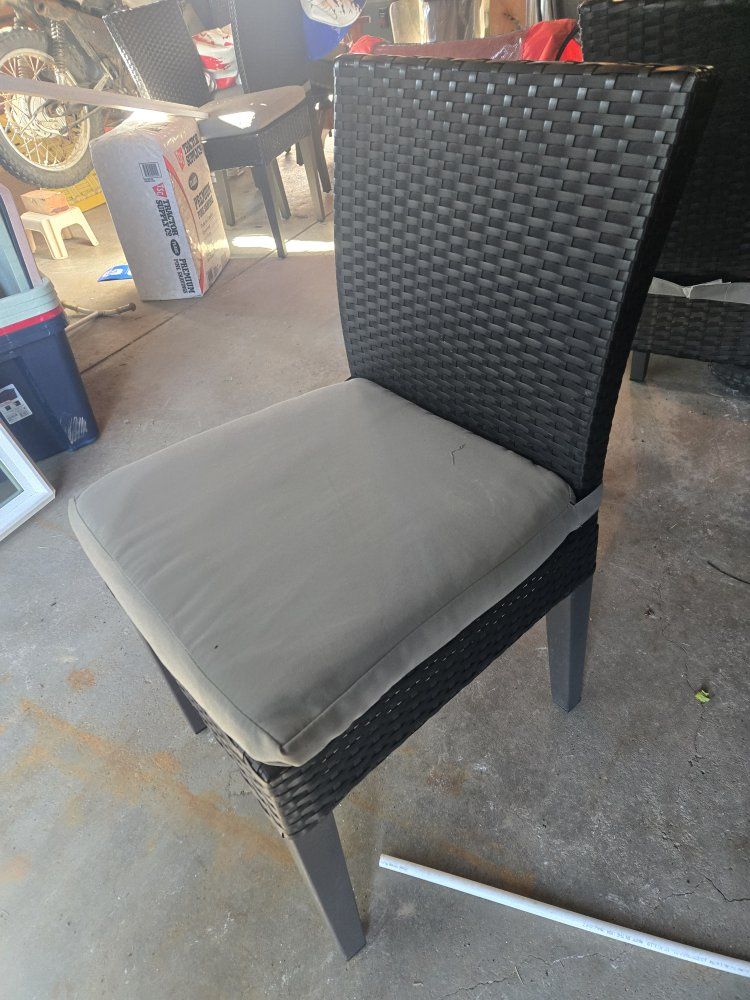 8 wicker chairs outdoor