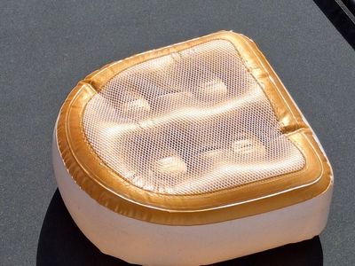 SPA SEAT BOOSTER CUSHION FOR KIDS AND DWARFS!