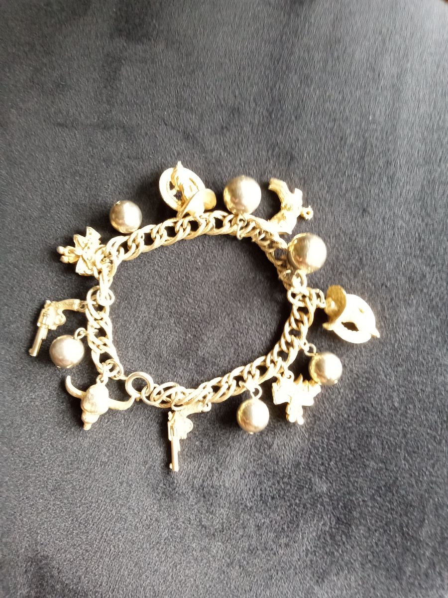 Vintage Gold-Tone Western Theme Charm Bracelet with Revolvers, Cowboy Hat & Boots