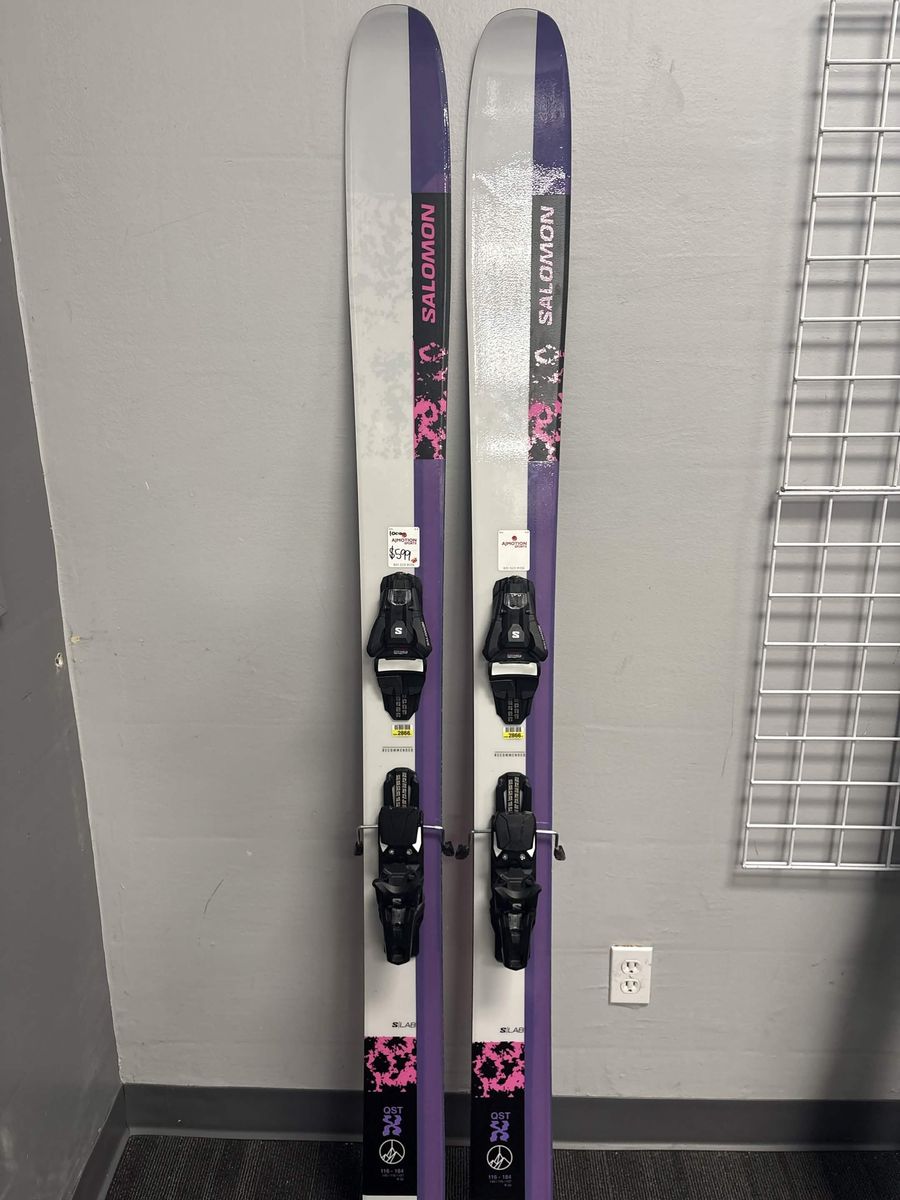 New 2026 Salomon QST X Skis w/ Salomon NR Strive 13 GW Demo Binding - 184cm