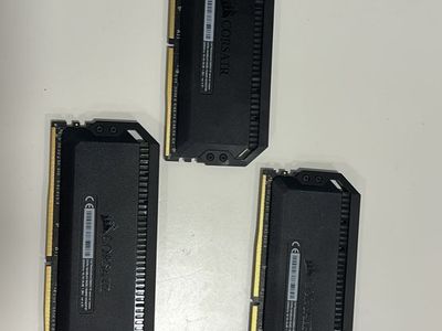 Corsair Dominator DDR4 Ram 16gb x3