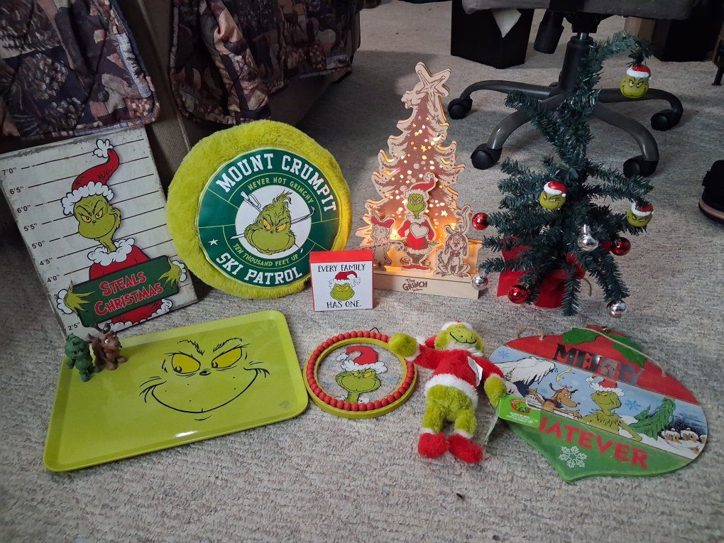 The Grinch Christmas Decor Lot - Ski Patrol Pillow, Light-Up Tree, Tray & More bundle! take it all!