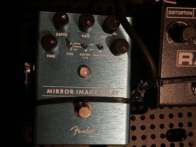 Fender Mirror Image Delay Pedal