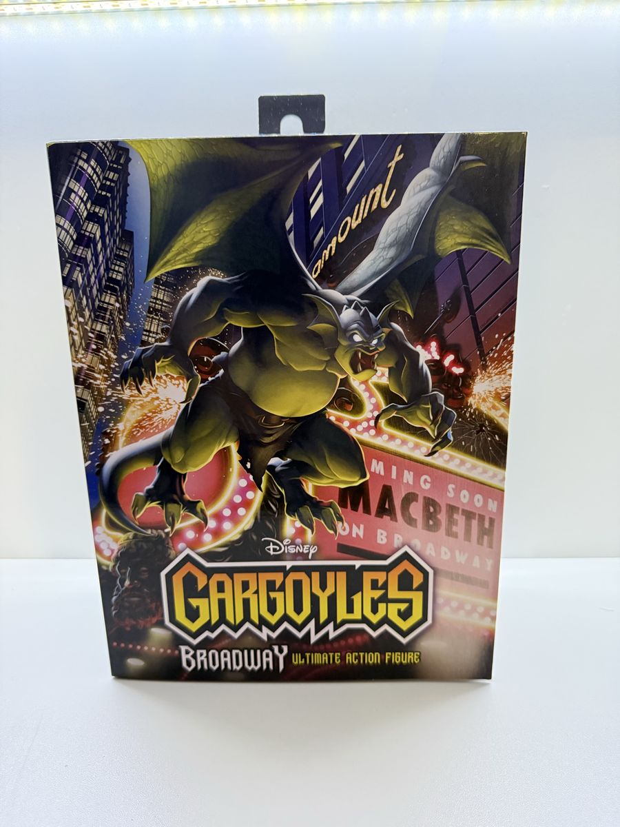 Gargoyles Broadway Ultimate Action Figure NECA CIB