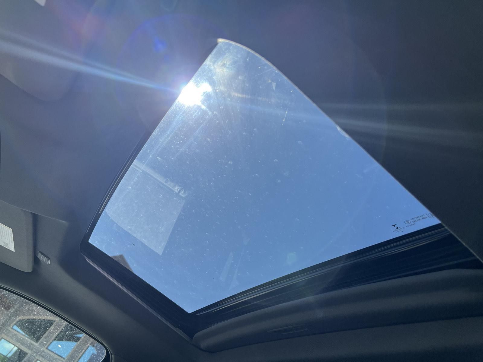 Main image 30
