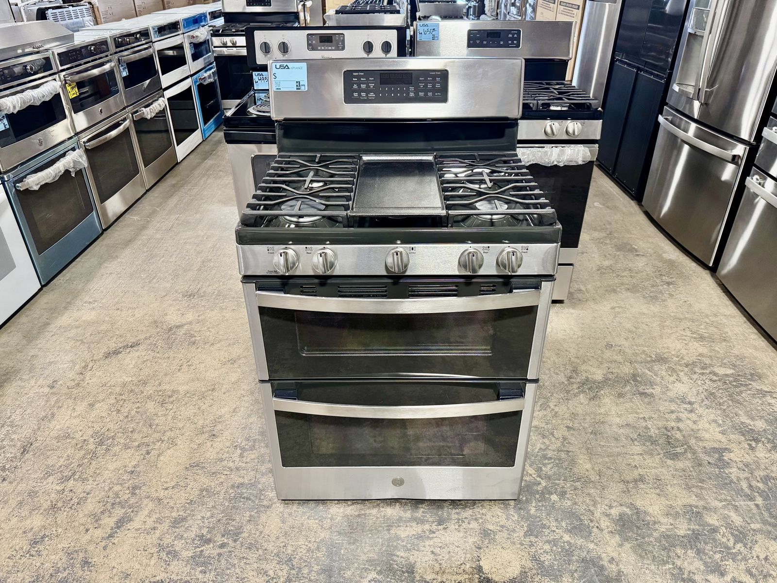 NEW GE DOUBLE OVEN GAS RANGE