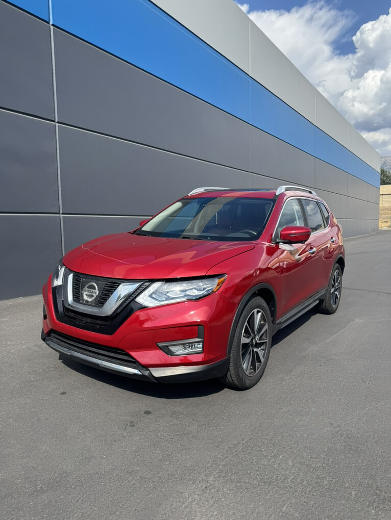 2017 Nissan Rogue SV w/SL Package