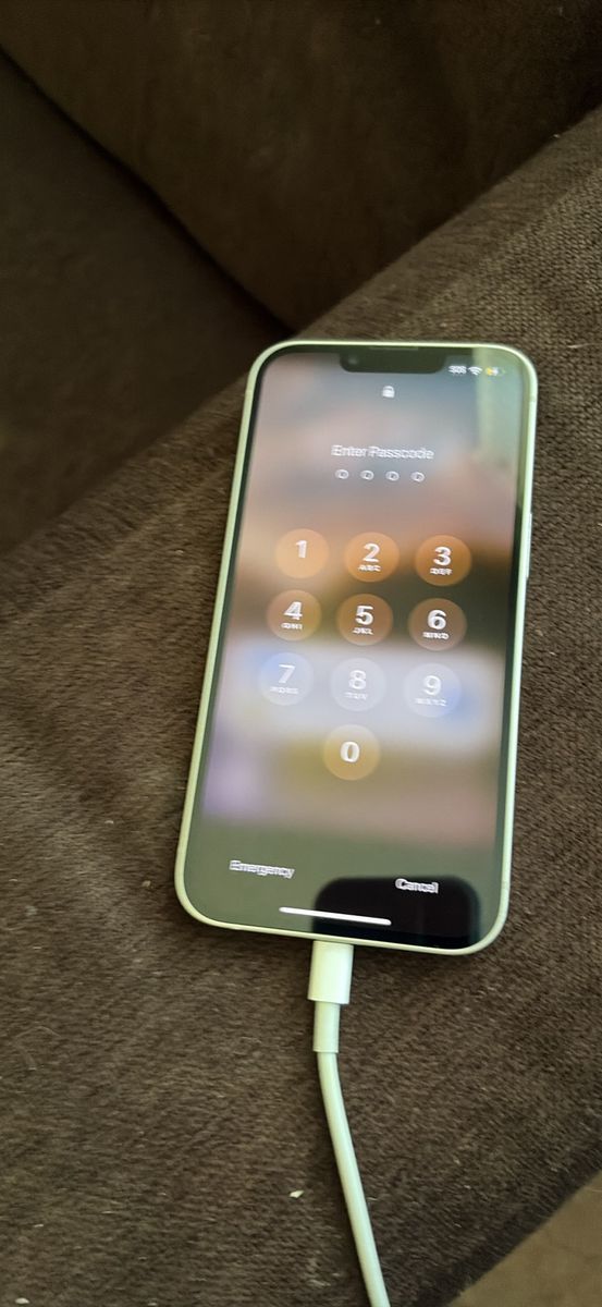 Iphone 14 - URGENT, NEED GONE