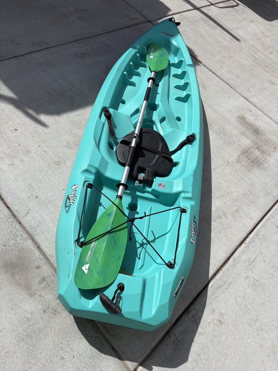 Kayak for sale ( 250lb rating and ready to hit the water )