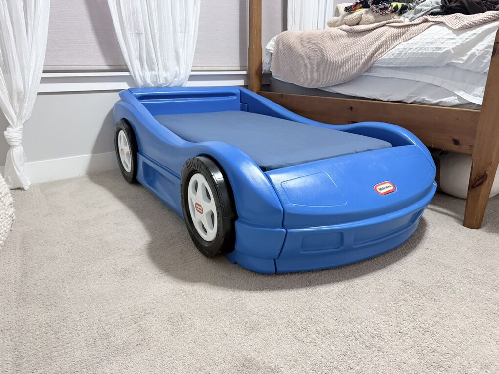 Little Tikes Race Car Bed