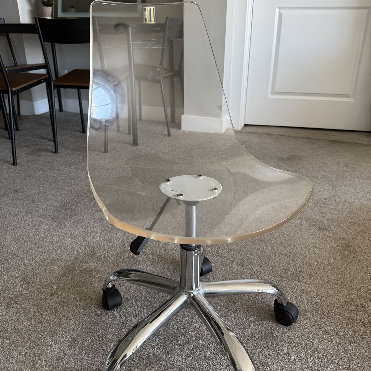 Desk chair