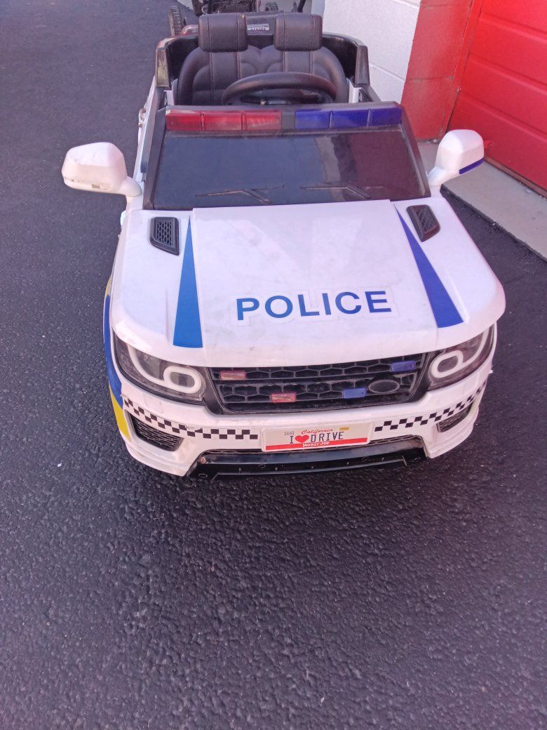 Kids Electric Police Patrol Truck Works Great!