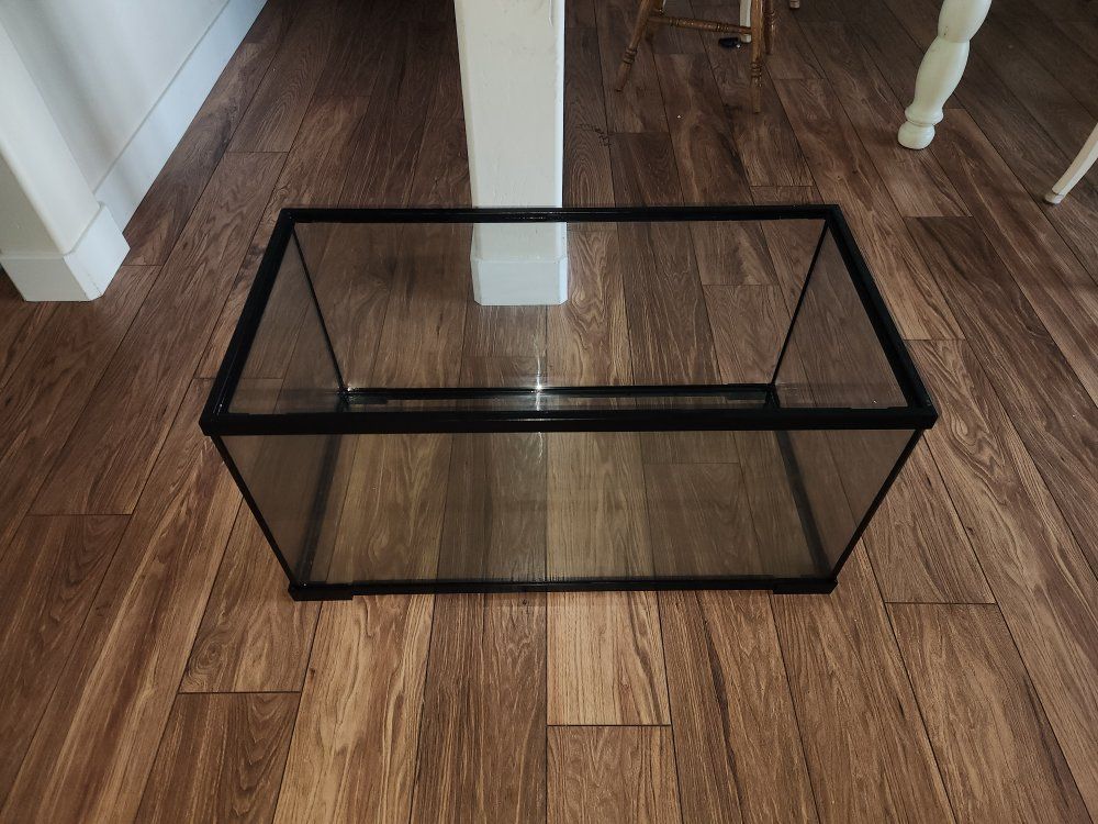 Main image 3