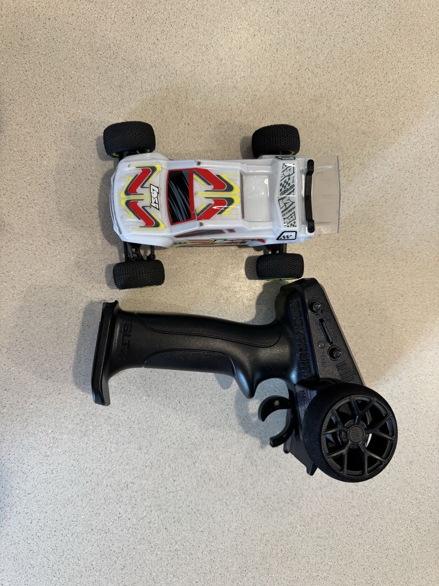 LOSI 1/28 MICRO-T 2S STADIUM TRUCK