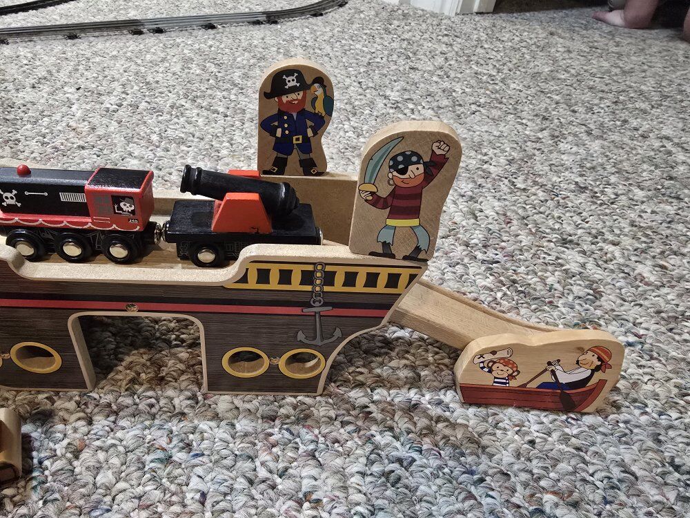 Imaginarium Pirates Bay Treasure set – Used